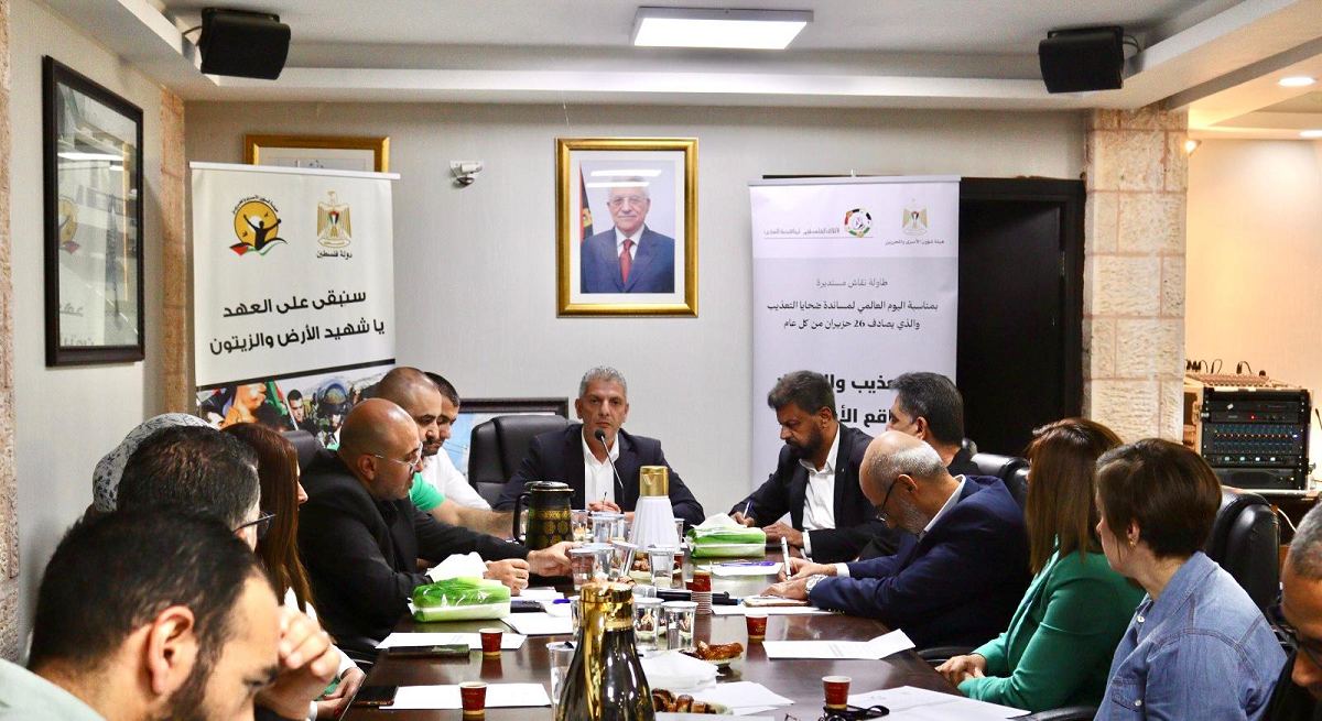 منظمات حقوقية : الاحتلال يمارس كافة أشكال التعذيب والجريمة بحق الأسرى والأسيرات داخل السجون